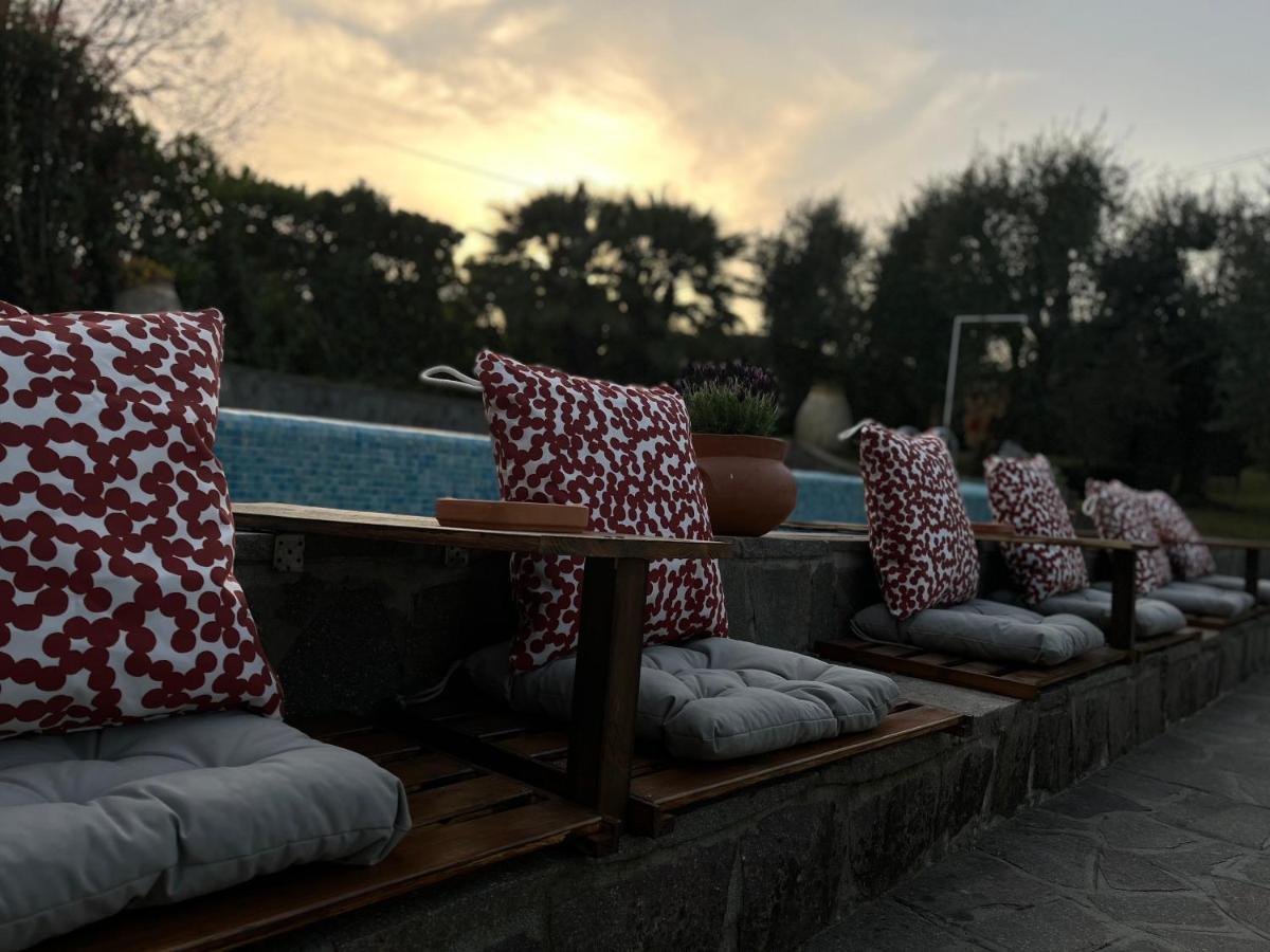 ボルゴ・ア・ブッジャーノ Casa Del Pino Bed & Breakfast エクステリア 写真