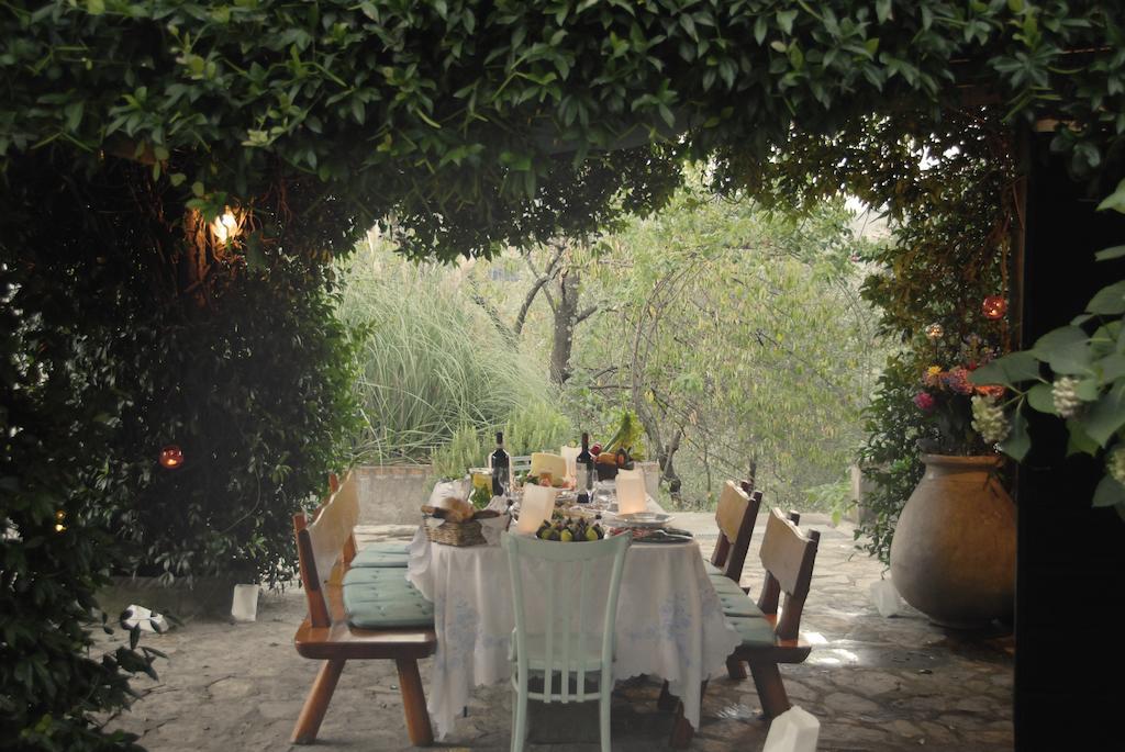 ボルゴ・ア・ブッジャーノ Casa Del Pino Bed & Breakfast エクステリア 写真